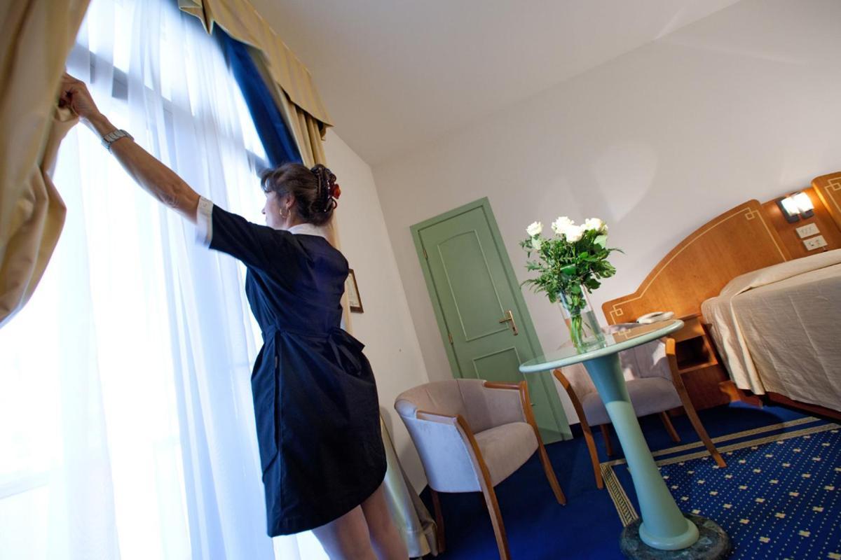 Hotel Terme Venezia Abano Terme Esterno foto